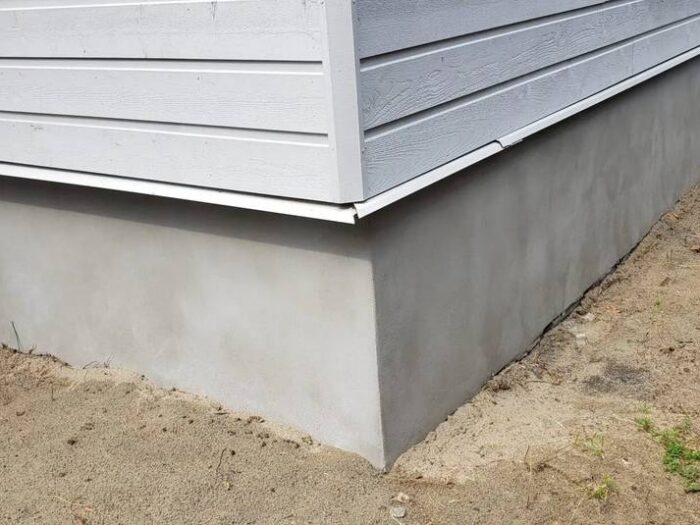 Parged foundation and column base
