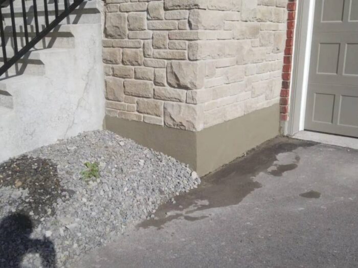 Foundation parging finished to a consistent colour