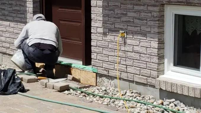Parged foundation and column base